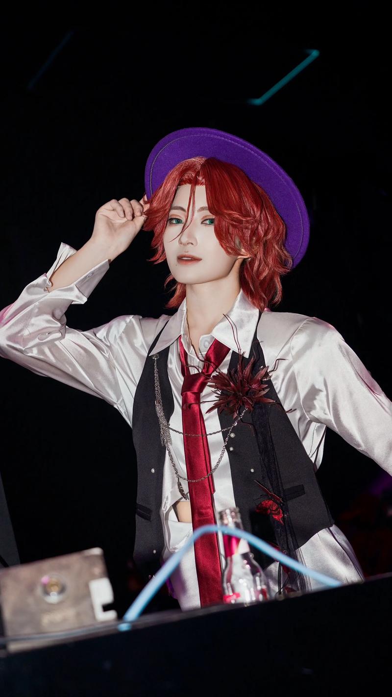 抖音换装视频中的‘bitch’元素,是女性赋权还是性别凝视的隐晦表达?