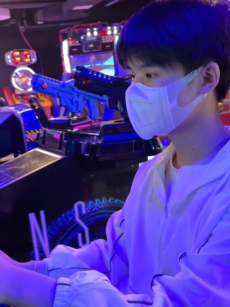 抖音唱纷飞的男歌手抖音号是多少?他的翻唱作品还有哪些?