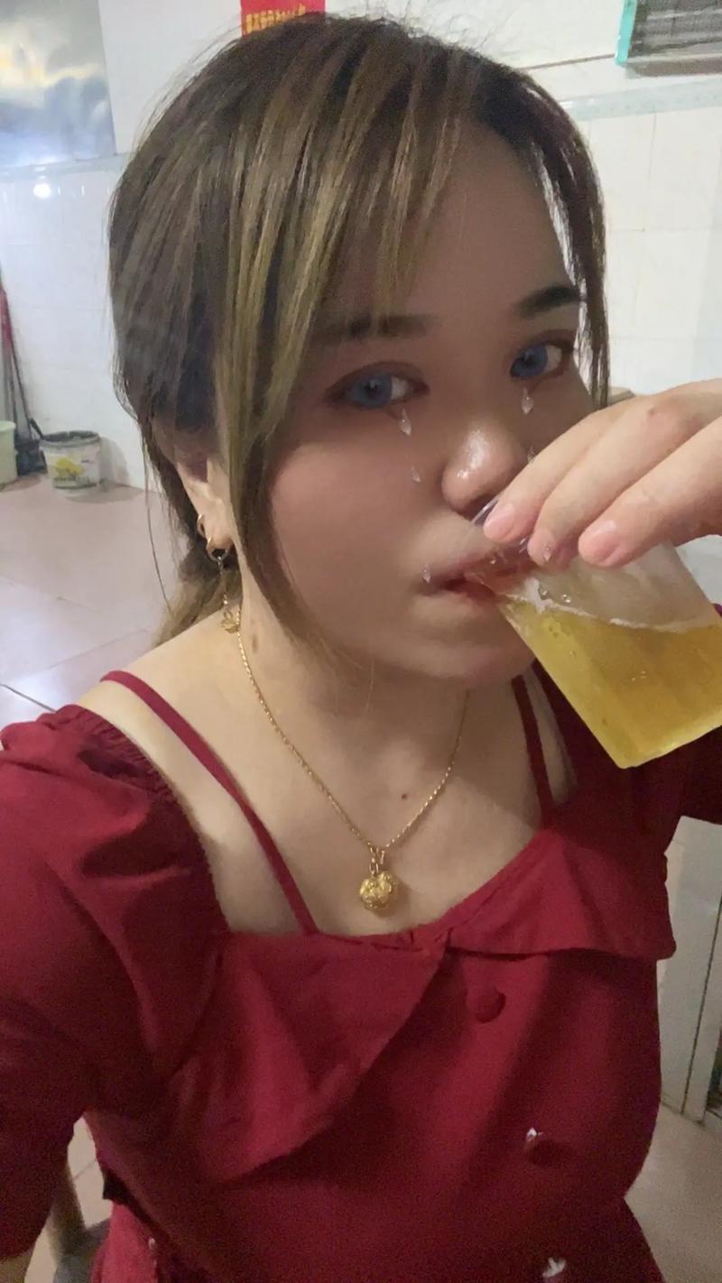 快手上喝酒女人快手号