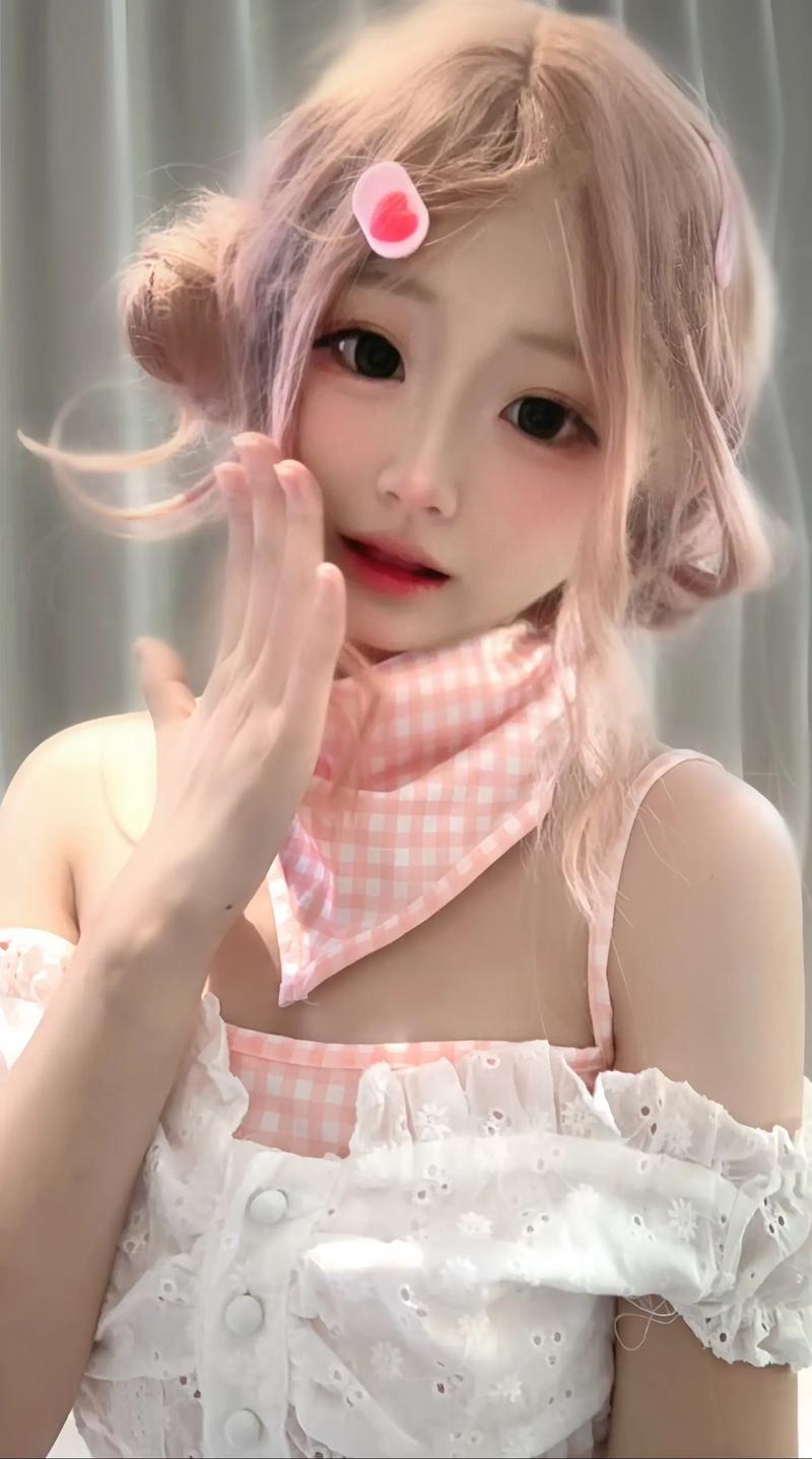 抖音的nanana魔性旋律为何能成为现象级爆款?它背后藏着怎样的流量密码与用户心理共鸣?