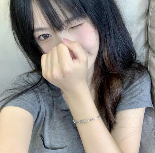 快手录视频适合用什么美图软件?新手必看的美颜神器推荐与实用技巧!