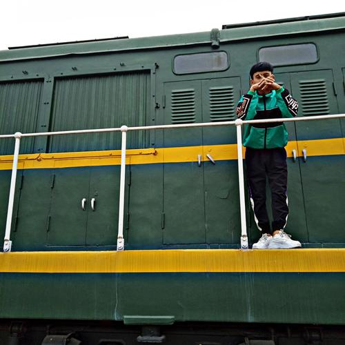 快手哈尔滨峰1982，这场被遗忘的东北互联网盛会，为何能成为短视频时代的前奏？