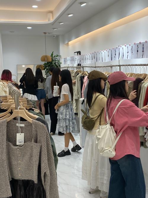 小红书买衣服真的靠谱吗？质量、尺码和评价水分大吗？避坑指南和真实体验分享？