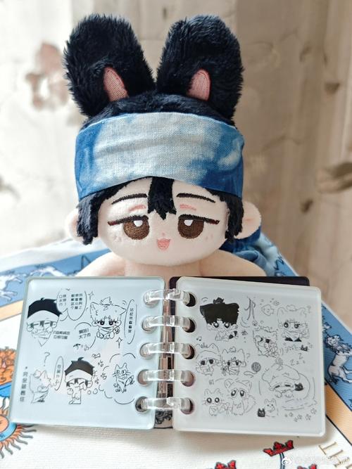 小红书晒假包编故事成风，是虚荣心作祟还是平台监管缺位？