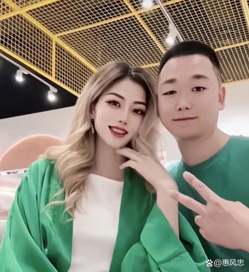 34岁年龄差的婚姻，是真爱挑战世俗，还是另有隐情？