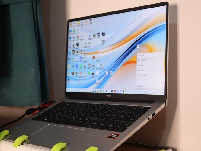 小红书电脑端怎么登录使用？手机端内容能在电脑上看吗？电脑版和小红书APP功能有区别吗？