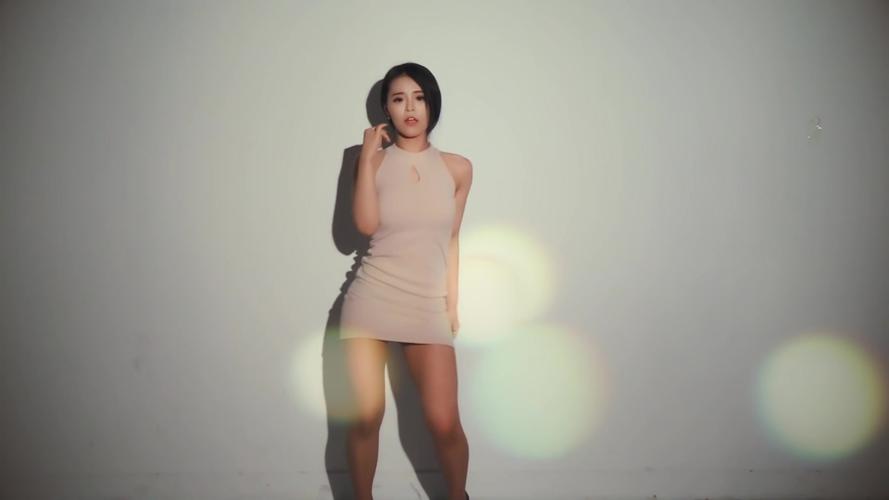 samsara快手女，是流量密码还是真实自我？短视频时代下的女性身份该如何定义？