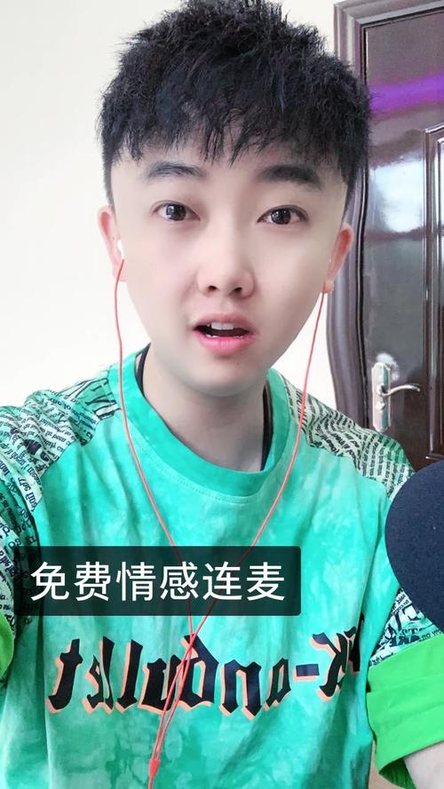 可乐爸的快手号有何独特魅力？他的内容为何能吸引众多粉丝关注？