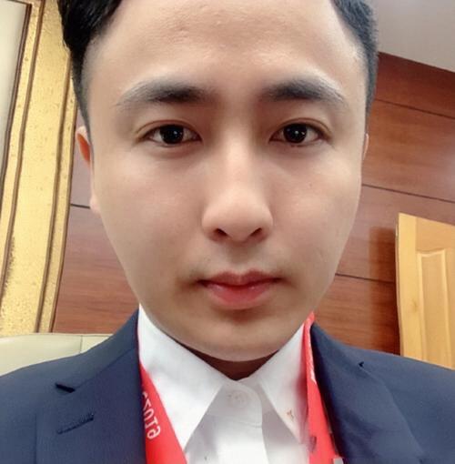 为什么快手散打哥的头像图片能成为他的标志性符号，背后有什么设计巧思或故事吗？