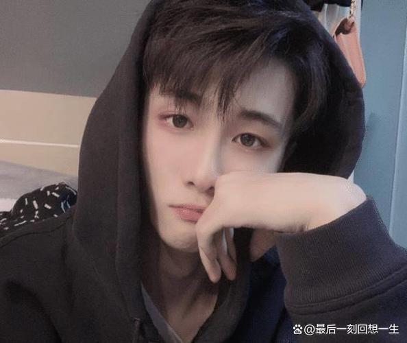 快手王乐乐的小号背后藏着什么故事？为何要开设小号又低调运营？