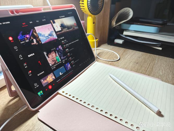 小红书电脑版怎么看？网页版入口、登录方法与手机端功能差异全解析