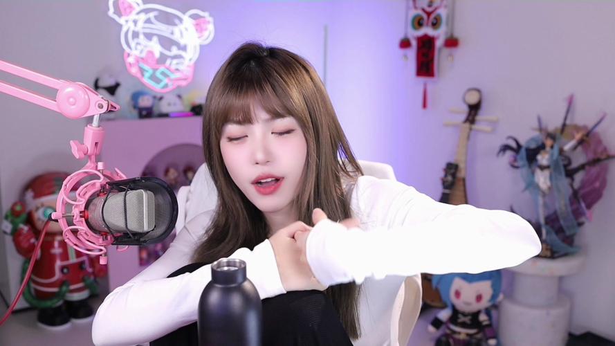 快手视频的格式具体有哪些？不同格式在画质、兼容性和播放体验上有何差异？