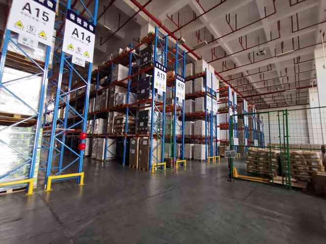 深圳保税仓库里的小红书好物，真的能便宜这么多吗？背后的购物逻辑是什么？