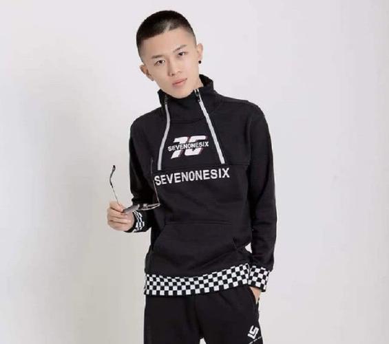 快手牌牌琦打架后引发车祸，背后是冲动失控还是另有隐情？