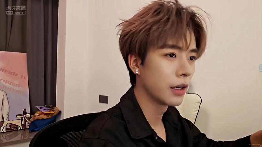 快手网红陈子圣的真实身份背景曝光，他究竟来自哪里？家乡信息为何成为网友热议焦点？