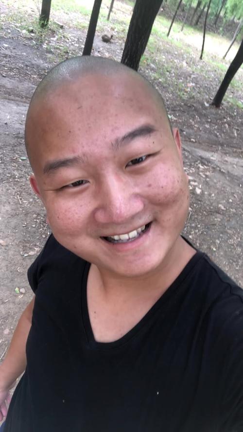 快手黑猫与薇薇究竟发生了什么？背后矛盾曝光还是另有隐情？