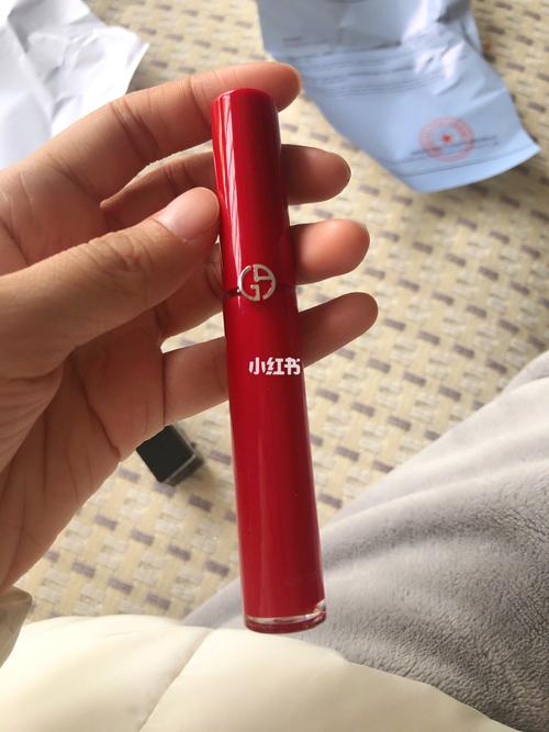 小红书和聚美优品哪个平台更靠谱？正品保障差异大吗？消费者该如何选择？