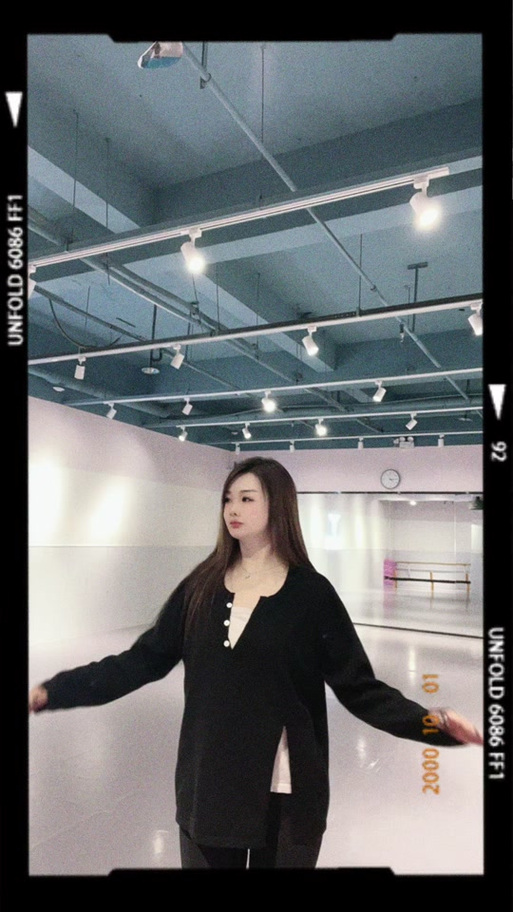 抖音搓澡舞手势教程这么火,普通人学起来真的能快速get搓澡精髓吗?