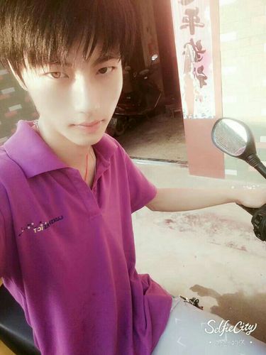 快手平台的帝王套价格具体是多少?不同主播或渠道是否存在差价,购买时需注意哪些隐藏规则?