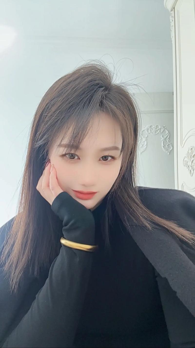 快手上有一个叫妍妍的