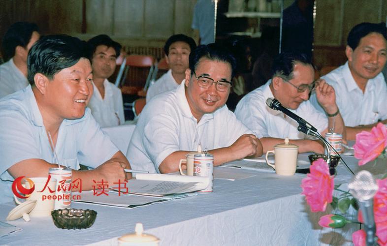 总理视察小红书传递了什么信号？对年轻人就业创业和平台发展有何启示？