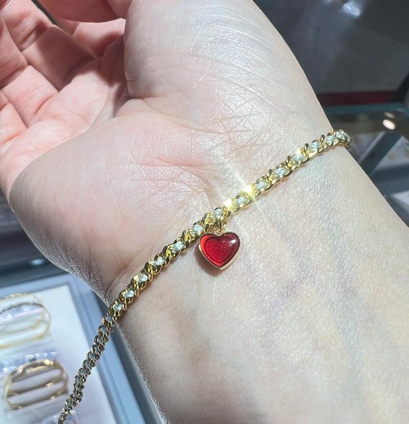 抖音小红心除了点赞还有哪些隐藏功能?对创作者和普通用户分别有什么实际价值?