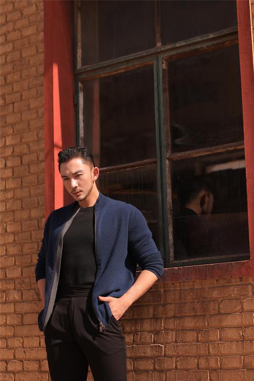 快手孙晨的个人资料全貌是怎样的？他的成长经历、职业轨迹及代表作品分别有哪些？