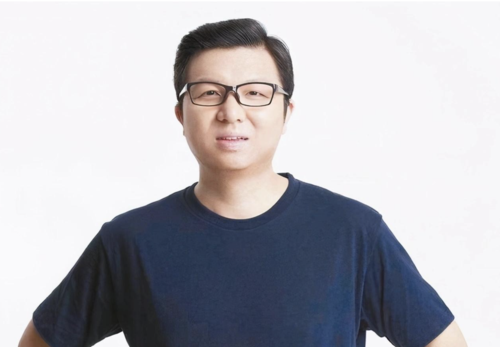 快手创始人宿华的个人财富究竟有多少？他的资产构成与快手的发展历程有何关联？