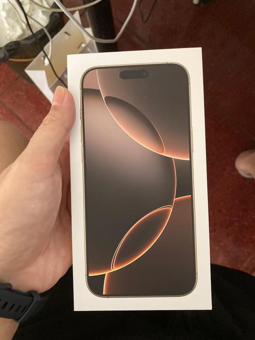 苹果手机上的小红书为何能成为年轻人生活指南？其功能设计如何精准匹配用户需求？