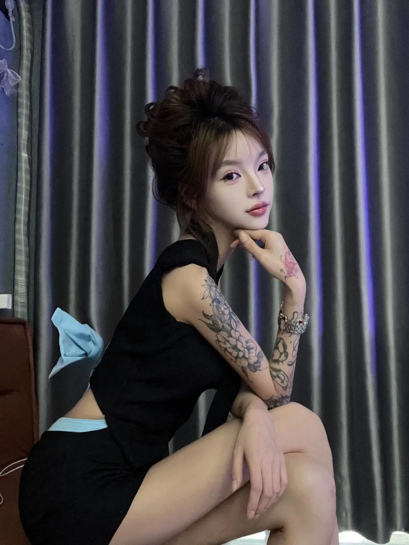 炫妹儿快手网红黑历史，哪些争议事件让其形象崩塌，背后又藏着怎样的真相？