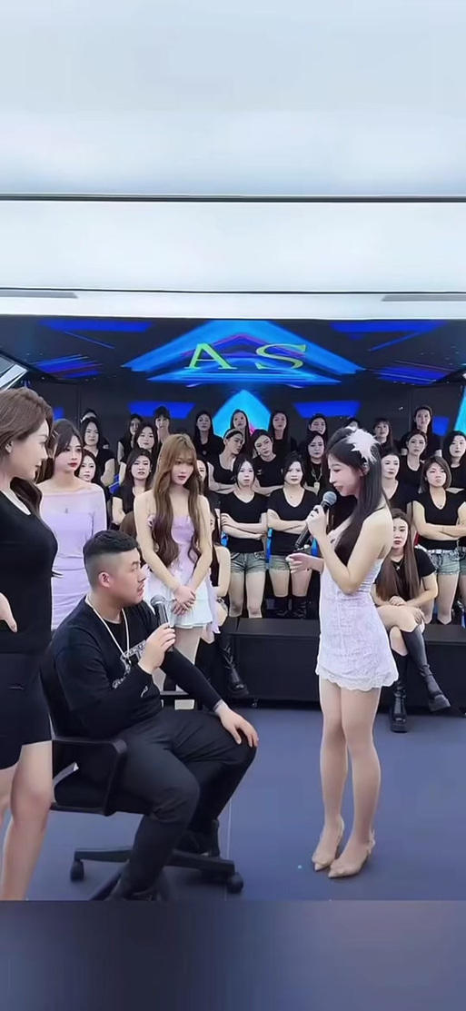 四平青年啊厦的快手ID背后，藏着怎样的创作密码与地域故事？