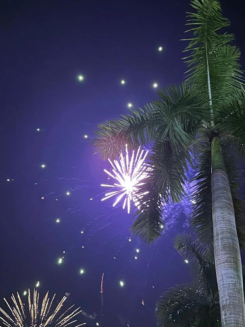 抖音boom镜面为何能成为爆款?它背后的拍摄技巧与视觉效果究竟有多惊艳?