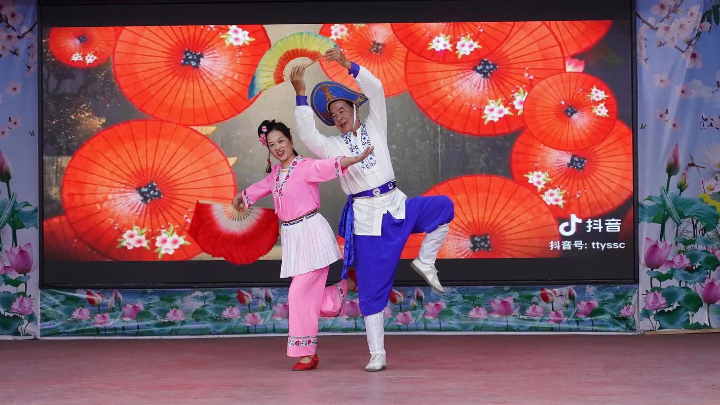 抖音戏剧音效如何精准匹配剧情节奏，让15秒短片实现情绪张力最大化？