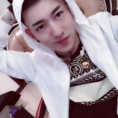 快手网红李耀阳的照片