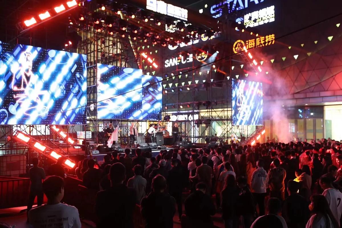 抖音echo回声如何实现声音的精准回响与空间感营造？其背后的技术原理与用户交互设计有何独特之处？