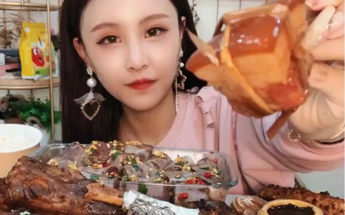 快手大胃王猫妹妹事件背后，平台监管与流量伦理该如何平衡？