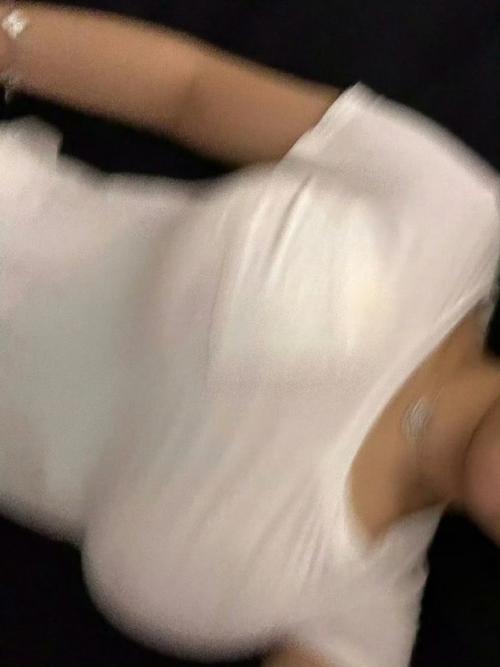 真空环境下抖音视频会呈现怎样独特的物理现象与传播效果?