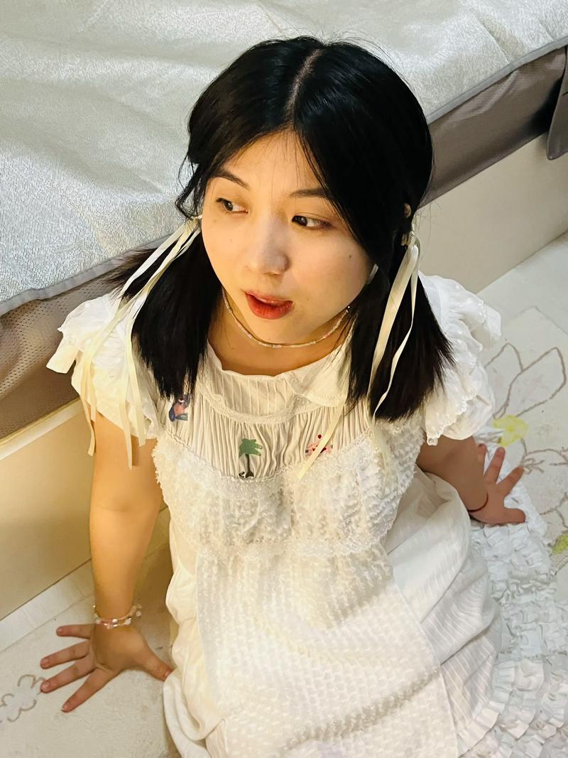 抖音返老还童照片是AI技术魔法还是另有玄机?背后藏着怎样的技术原理与隐私边界?