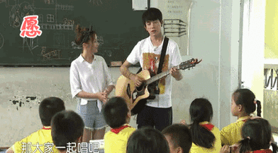 天佑关注小越女背后藏着什么故事?是偶然巧合还是另有深意?