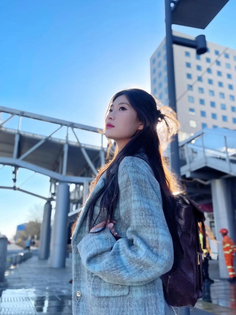 抖音中的shusu是特定人设还是平台算法标签？其内容为何能吸引大量关注？